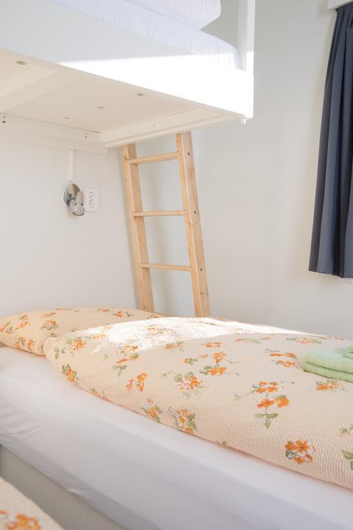 Guesthouse Baegisa Акурейри Екстериор снимка